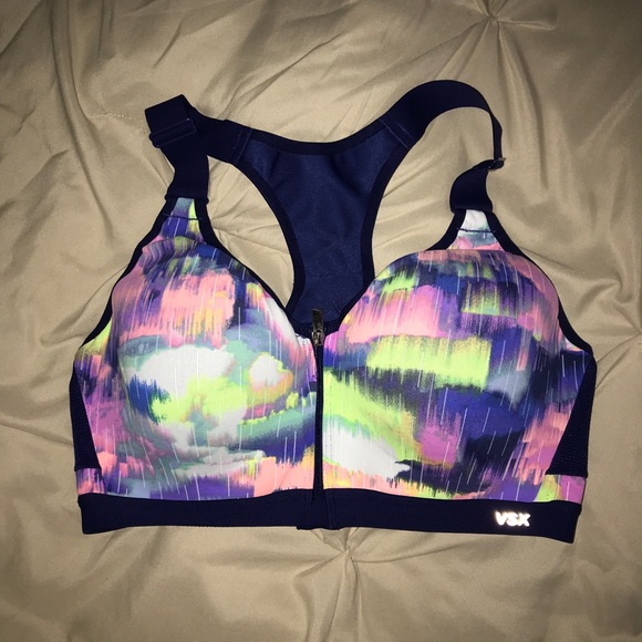 Victoria's Secret Other - VSX Front Close Sports Bra